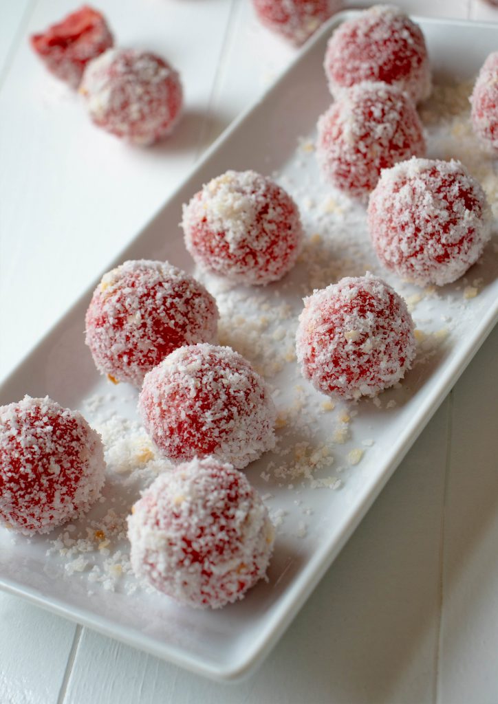 rose cookie dough balls, vegan recipe, vegan balls, vegan desserts, vegan